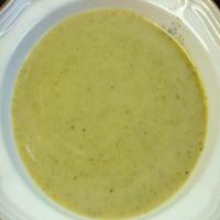 Creamy Zucchini Garlic Soup_image