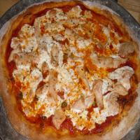 Tuscan Chicken Pizza image