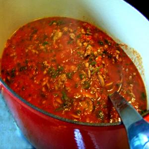 Low Calorie and Fat Tomato Meat Sauce With Mushrooms and Arugula_image