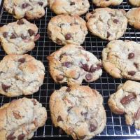Gluten-Free Chocolate Chip Cookies with Almond Flour image