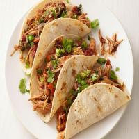 Slow-Cooker Turkey Mole Tacos_image