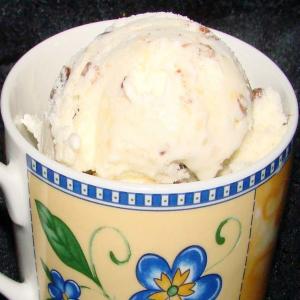 Ben & Jerry's Butter Pecan Ice Cream_image