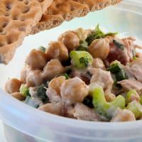 Garbanzo Bean Salad With Tuna and Creamy Lemon Dressing_image