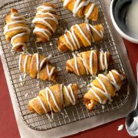 Pumpkin Rugelach with Cream Cheese Icing_image