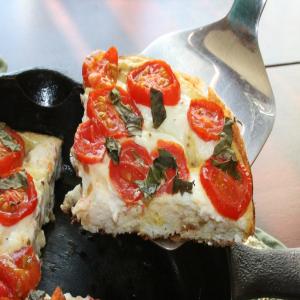 Tomato, Basil and Goat Cheese Frittata (For One)_image