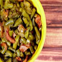 Slow Cooker Country-Style Green Beans With Bacon, Onions And Balsamic Vinegar_image