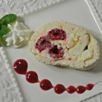 Raspberry and White Chocolate Roll_image