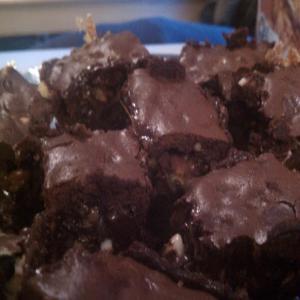 Pecan and Caramel Layered Brownies_image