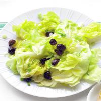 Green Salad with Olives_image