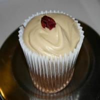 CPR Spice Cupcake with a Praline Icing_image