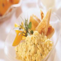 Scrambled Eggs with Fine Herbs_image