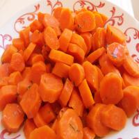 Carrots Glazed in Butter Sauce image