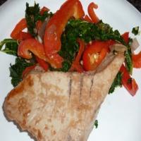 Asian Ahi Tuna with Kale and Red Peppers Recipe - (5/5)_image
