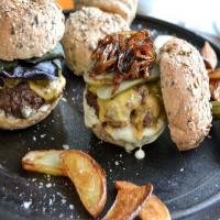 Beef Burger with Homemade Blue Cheese Mayonnaise_image