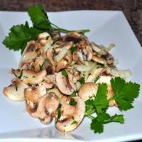 Raw Mushroom Salad With Parmesan_image