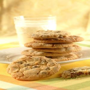 Old-Fashioned Peanut Butter Chocolate Chip Cookies_image