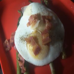 Asparagus and Eggs, a Special Breakfast Treat_image