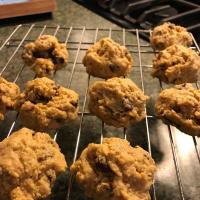 Chickpea Flour Chocolate Chunk Cookies (With Peanut Butter and Oats) image