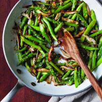 Stir-Fried Asparagus and Shiitake with Ginger and Sesame_image