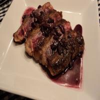 Steak With Shallot-Red Wine Sauce_image