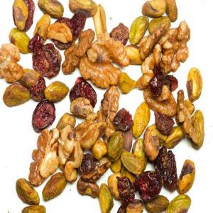 Cinnamon Sugar-Spiced Walnuts and Pistachios with Dried Cranberries_image
