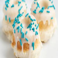 Baked Vanilla Doughnuts with Vanilla Glaze_image