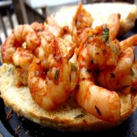 Emeril's Shrimp Scampi Po-Boy on Garlic Bread_image