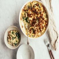Baked Macaroni and Cheese With Kale and Great Northern Beans_image