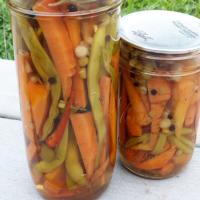 Asian Pickled Green Beans and Carrot Sticks_image