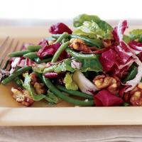Radicchio and Haricot Vert Salad with Candied Walnuts_image