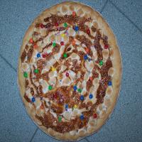 Crowd Pleasing Cookie Pizza_image