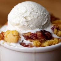 Slow-Cooker Cranberry Apple Pie Cobbler Recipe by Tasty_image