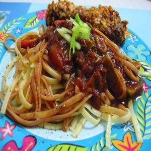 Red Wine & Rosemary Sauce over Linguine_image
