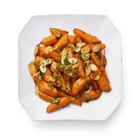 Glazed Carrots with Almonds_image