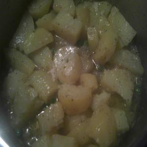 Potatoes with Onions and Parsley_image