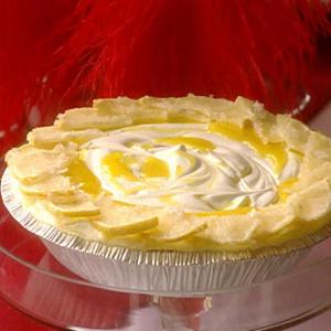 Frosty Lemon Chiffon Pie image
