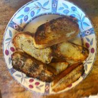 Rustic Grilled Garlic Bread_image