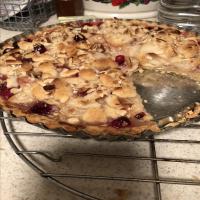 Streusel Topped Cranberry Pear Tart_image