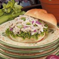 Flavorful Chicken Salad Sandwiches_image