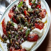Grilled Tomatoes with Olives and Mozzarella_image