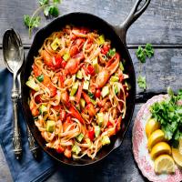 Linguine With Lobster and Avocado image