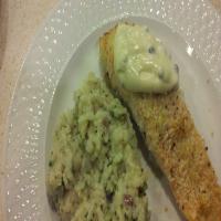 Crumb-Crusted Baked Salmon With Lemon Caper Sauce_image