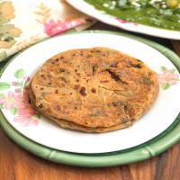 Pyaz Ka Paratha Recipe - Spicy Stuffed Onion Paratha_image