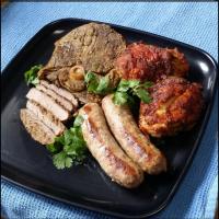 Mixed Grill of Sausage, Chicken and Lamb With Tandoori Flavorings_image