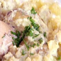Smashed Potatoes with Sour Cream and Chives_image