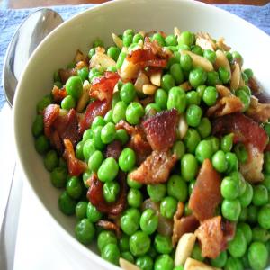 Baby Peas With Bacon and Almonds_image