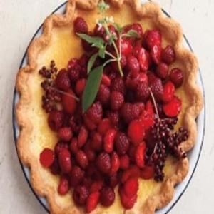 Lemon Custard Pie with Red Berries_image
