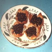 Mushroom Pate In Phyllo Pastry Baskets_image