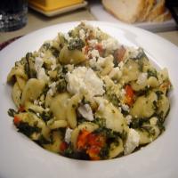 Orecchiette With Spinach, Roasted Red Pepper and Feta_image