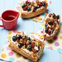 Kids Can Make: Ricotta, Blueberry and Grape Toasts_image